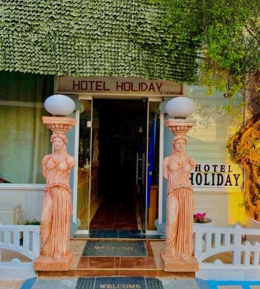 Hotel Holiday