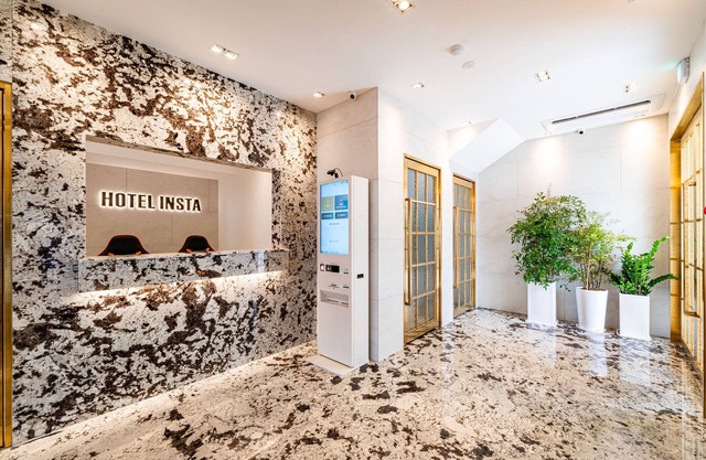 Hotel Insta Suwon