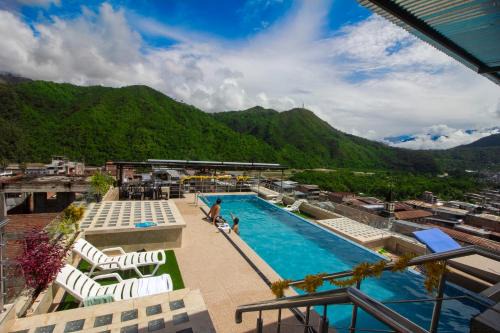 - Hotel Luxor - Chanchamayo -