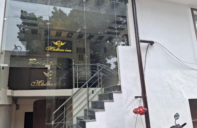 Hotel Madhav Inn Top family hotels business hotels best couple friendly hotel in lucknow