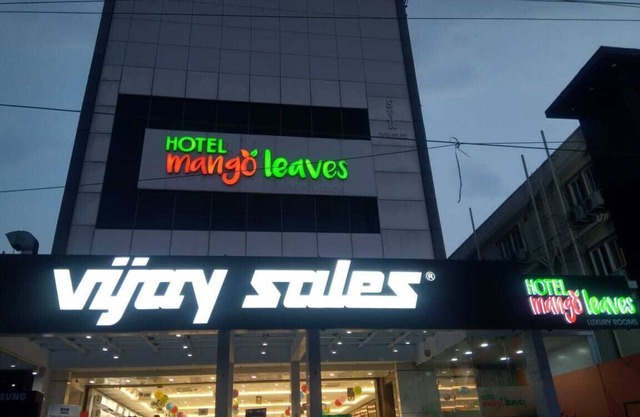 Hotel Mango Leaves