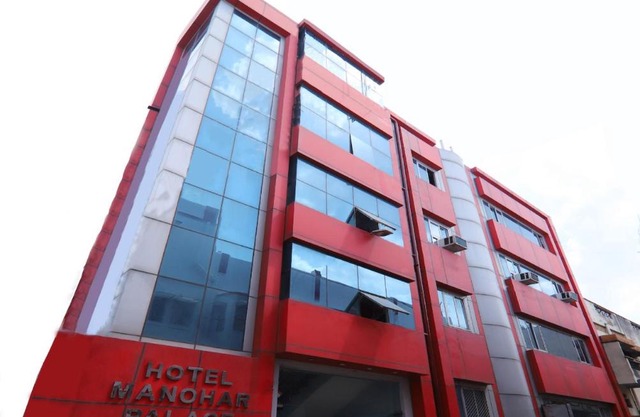 Hotel Manohar Palace