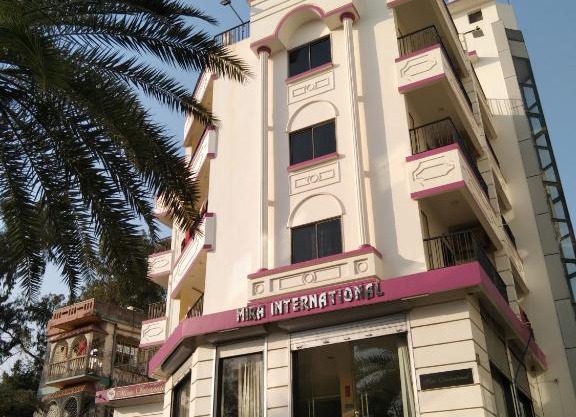 Hotel Mira International ! Beach Nearby