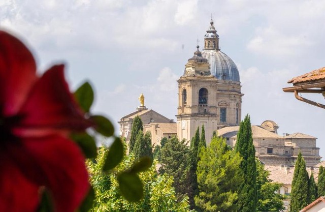 Hotel Mom Assisi