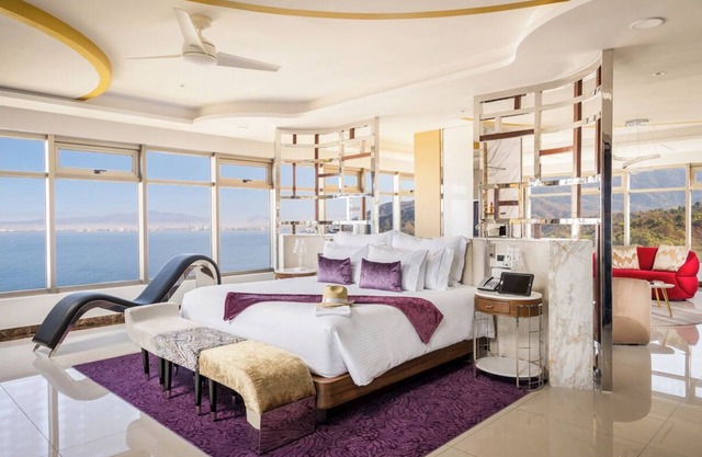 HOTEL MOUSAI PENTHOUSE - Puerto Vallarta CHRISTMAS HOLIDAY 12/27-1/3
