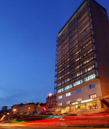 Hotel Neboder