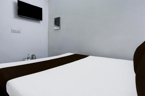 Hotel O Basera Lodging