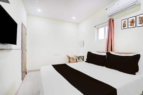 Hotel O Century grand luxury rooms