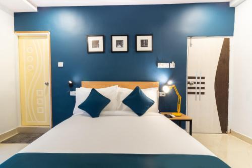Hotel O Himayat Nagar Circle Near Snow World