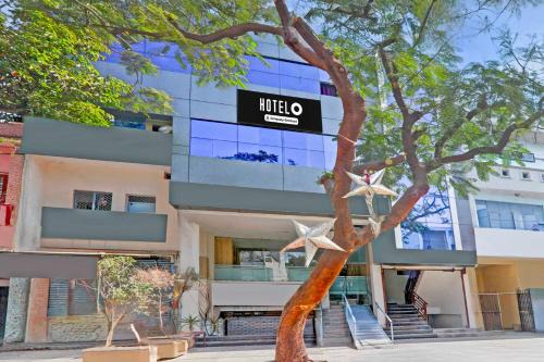 Hotel O Kakadeo Kanpur