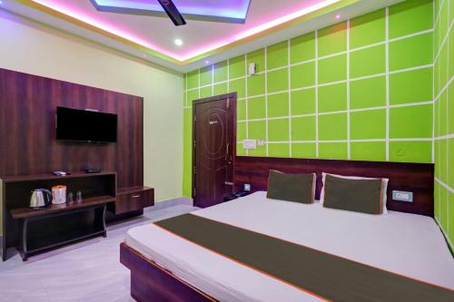 Hotel O Maa Bharati