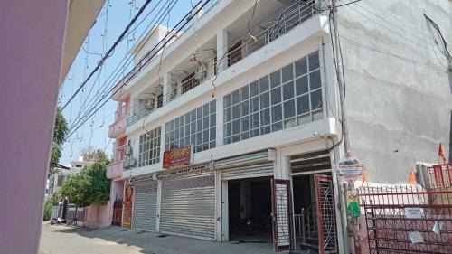 Hotel O Raghav & Banquet