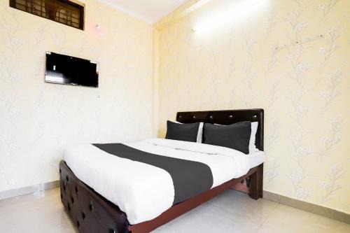 Hotel O Royal Palace
