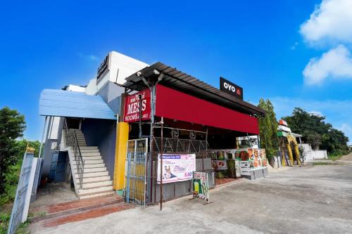 Hotel O Sunshine Club House