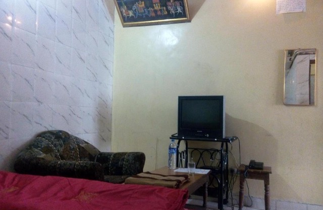 HOTEL OM PALACE - Couple friendly & local id accepted
