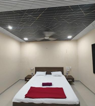 Hotel Poonam Lodge