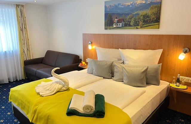 Hotel Post - regionales großes Frühstücksbuffet - auch GF & LF