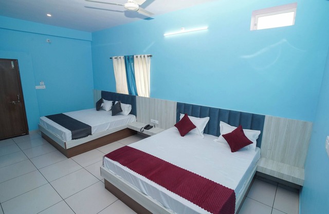 Hotel Pushpa Inn