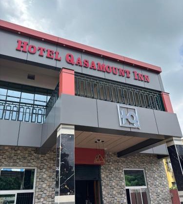 Hotel Qasamount INN