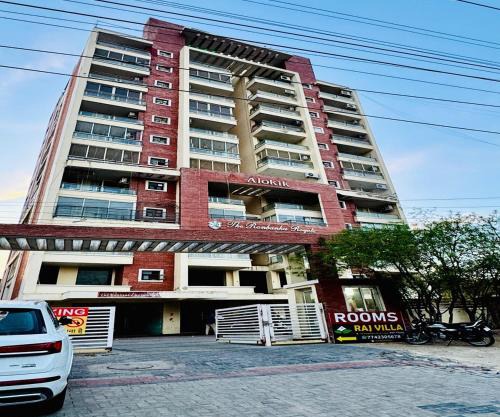 Hotel Raj Villa