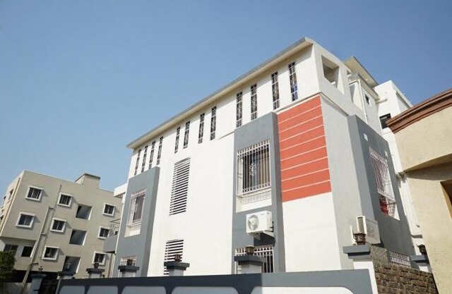 HOTEL RAJANIGANDHA home stay