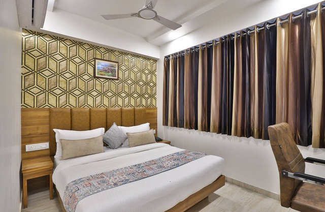Hotel Red Rose Guest House