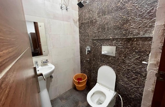 Hotel Regency, Chandigarh
