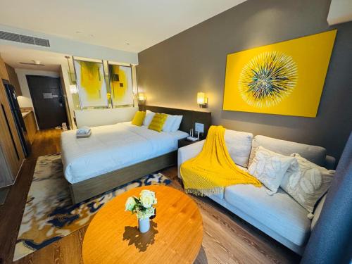 Hotel Residences at ACQUA Tower near Rockwell Makati