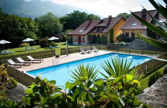 Hotel Rural La Lluriga