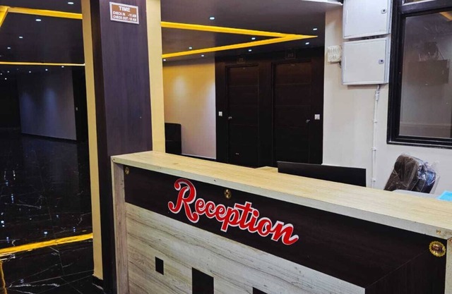 HOTEL SAROVAR GRAND