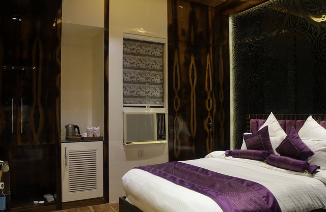 Hotel Shanti Kutir