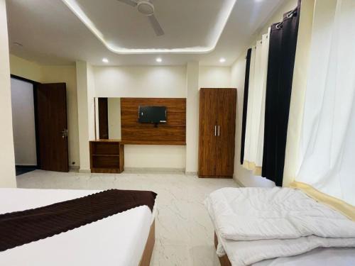 Hotel Shaurya Inn