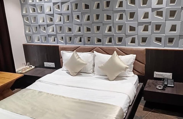 HOTEL SHYAM VILLA