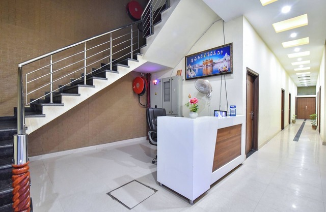 HOTEL SK PLAZA