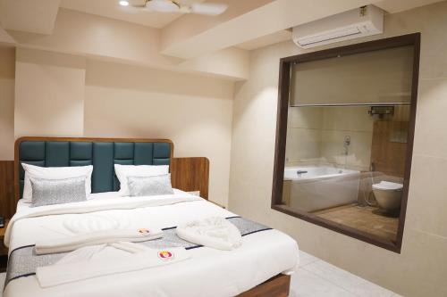 Hotel Status Inn