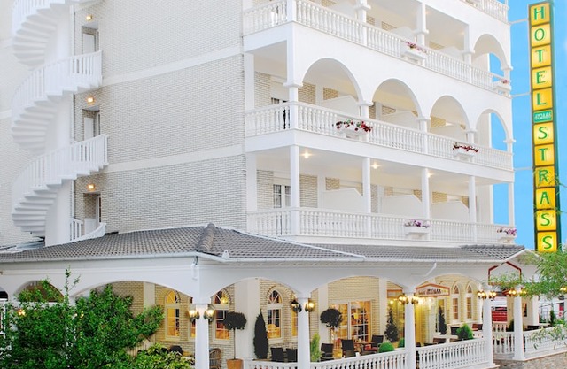 Hotel Strass
