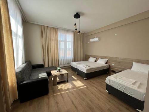 Hotel Tatul
