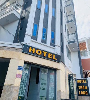 Hotel Trần Long