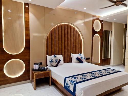 Hotel Vanson Villa, City Centre- With Free Airport Pickup