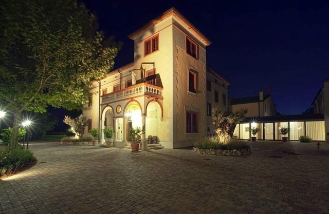 Hotel Villa dei Tigli 920 Liberty Resort