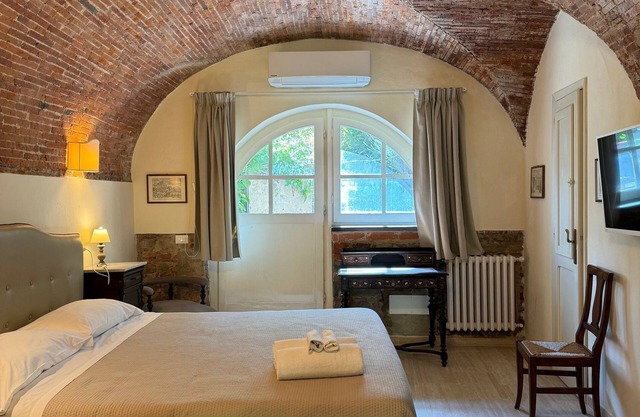 Hotel Villa Sermolli