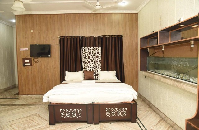 Hotel Vills Guest House Lucknow