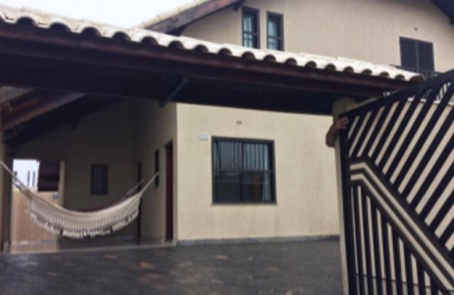 Maison à 150 mètres de la plage, avec sécurité 24 heures, piscine et toutes les infrastructures.
