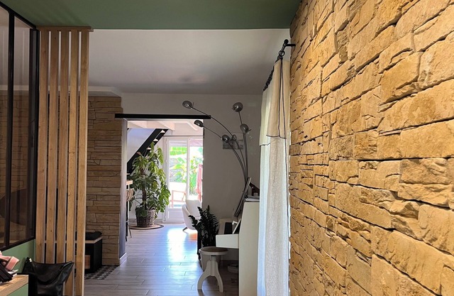 Maison 155m2 avec jardin - proche commerce - a louer de 1 a 8 mois