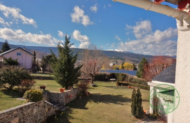 Maison 6/7 pers WIFI, grand jardin sur Osseja à 2 km d'Espagne 30mn des pistes