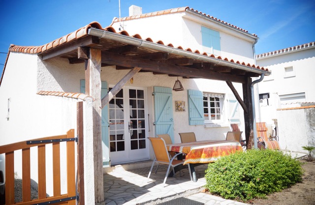 Maison 6/8 personnes à l'Aiguillon sur Mer avec jardin clos