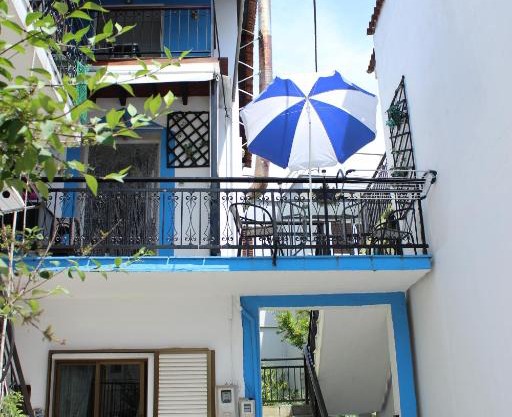 House Alexandros