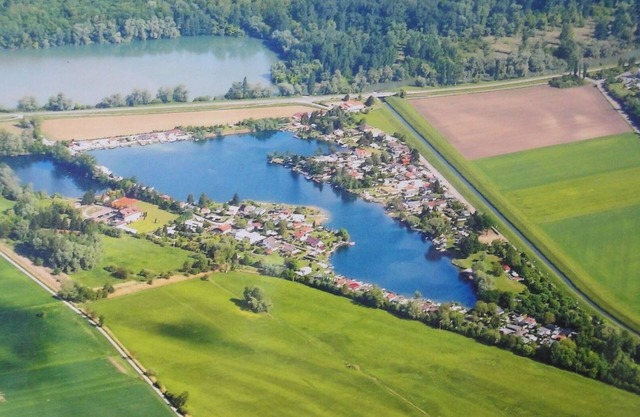 Maison au bord du lac avec son propre terrain lac très calme
