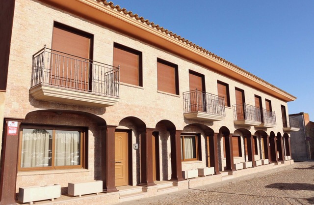 MAISON (B) DANS LE VILLAGE MÉDIÉVAL DE PALS