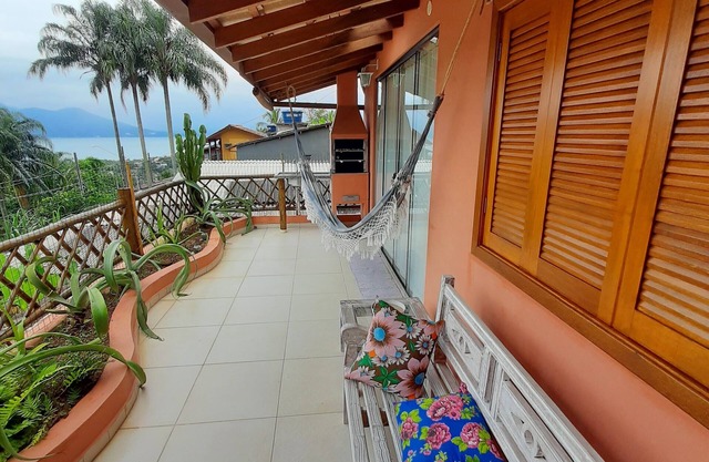 Maison / Chalet ILHABELA - belle vue, V. Paulino -. 2 q, air, linge de lit et salle de bain